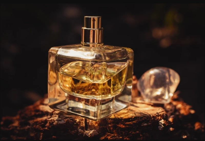 Francuski parfemi uzdaju se u pregovore Si - Makron