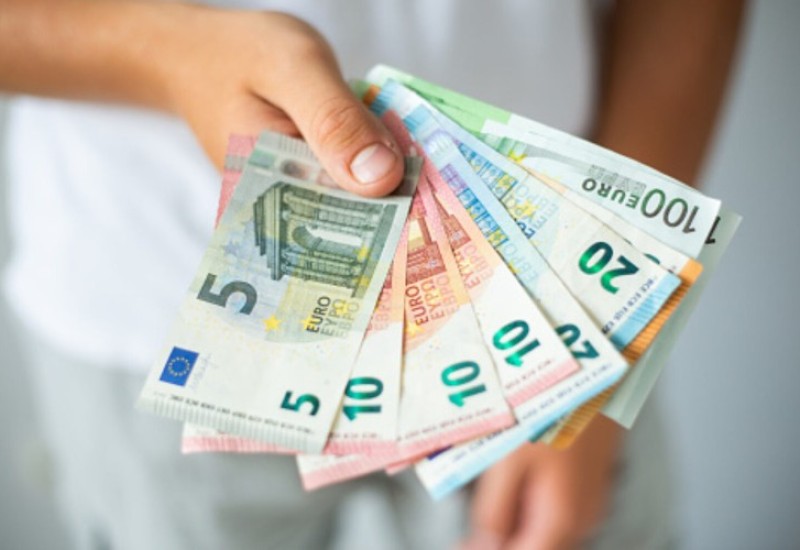 Sin bogataša u Hrvatskoj primao stipendiju za siromašne