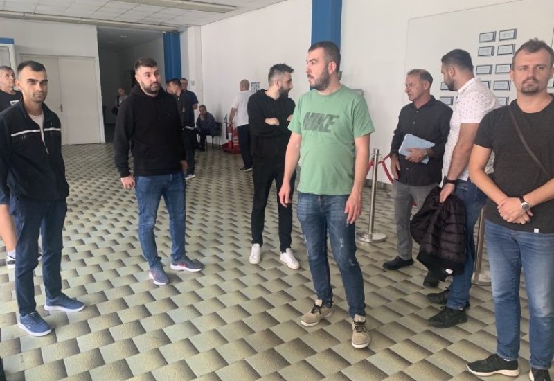 Najavljeni protesti zbog odlaska "Zraka" u stečaj