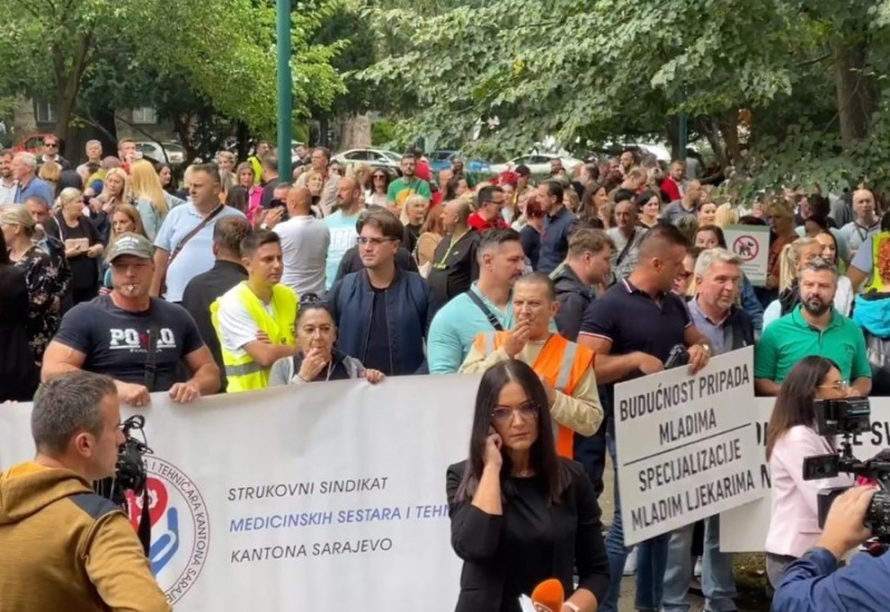 "Ovaj put bićemo rigorozniji" Veće plate za radnike u zdravstvu ili generalni štrajk