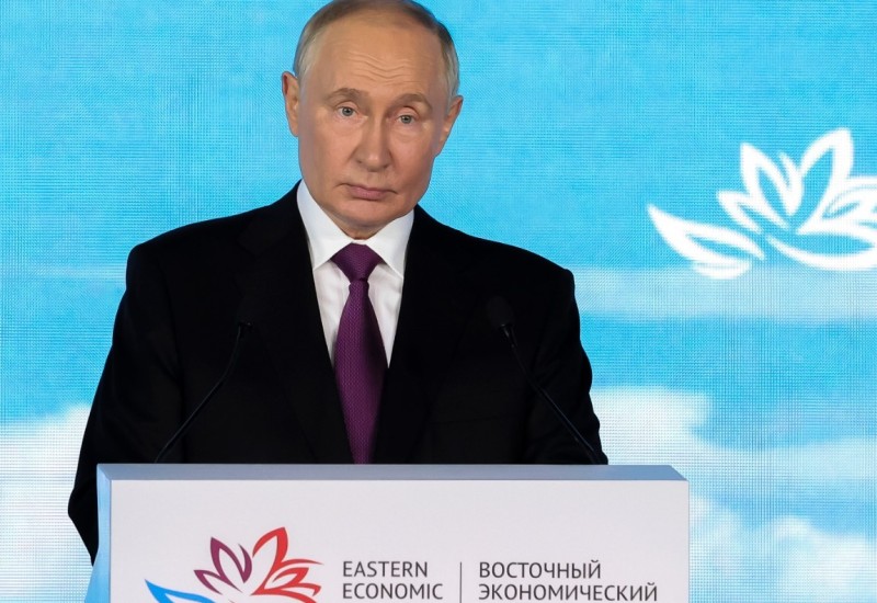 Šok izjava Putina: Podržaćemo Kamalu Haris