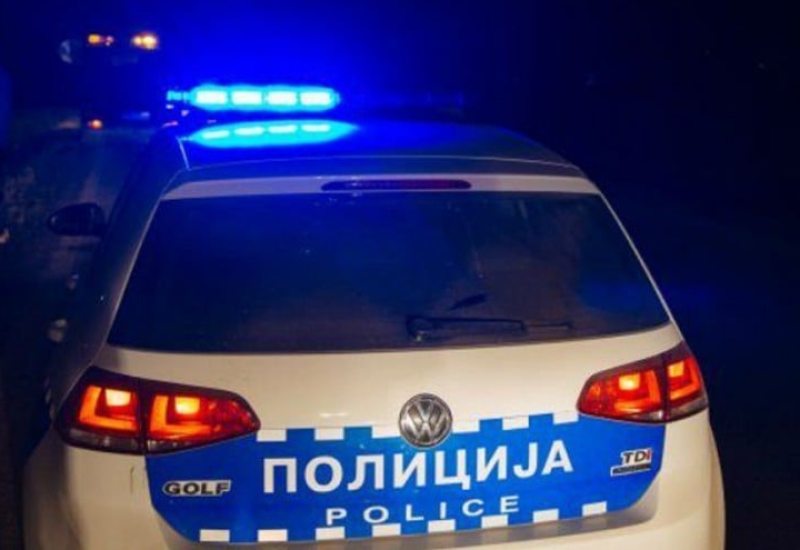 RACIJA U GRADIŠCI: Uhapšena tri lica zbog konzumiranja kokaina i napada na policajce