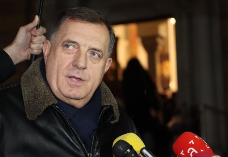 Dodik: Raduju me što su pravoslavni hramovi puni vjernika, na ovaj način se čuva tradicija