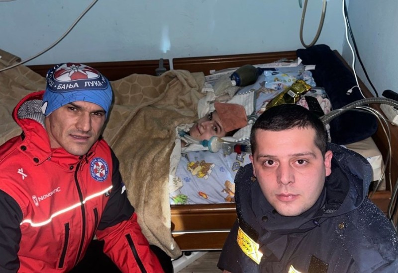 Heroji satima išli kroz smetove da bi spasili Vuka