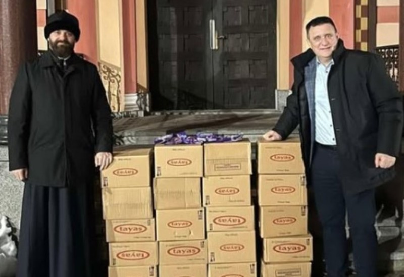 Đajić donirao 200 kg bombona za sve crkve na području Banjaluke