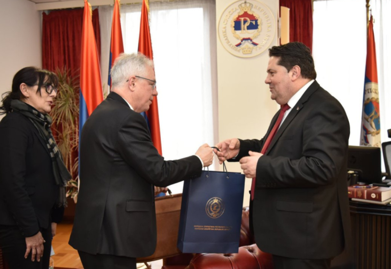 Stevandić sa ambasadorom SAD u BiH: Srpska vodi odbrambenu politiku