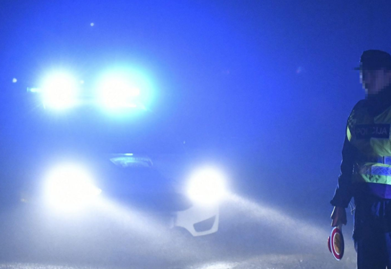 Horor u porodičnoj kući: Starica (83) zaklana, policija na nogama