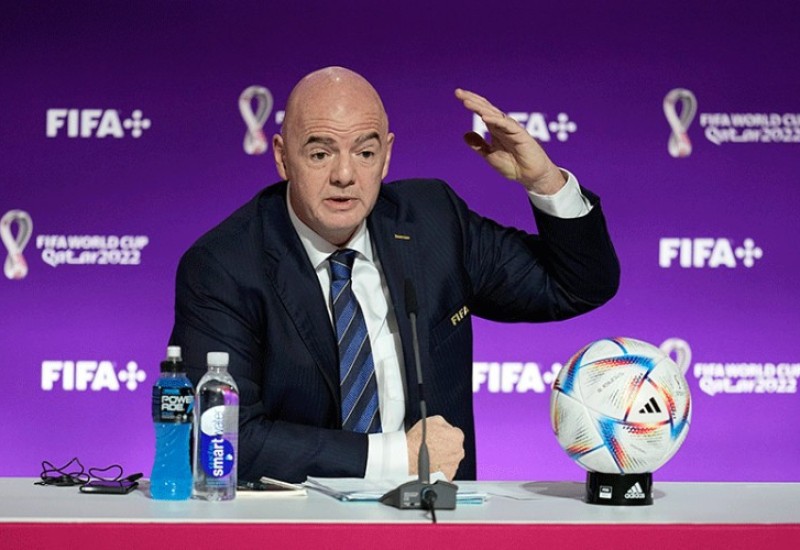 Infantino osudio incidente navijača na utakmici između Fejenorda i Ajaksa