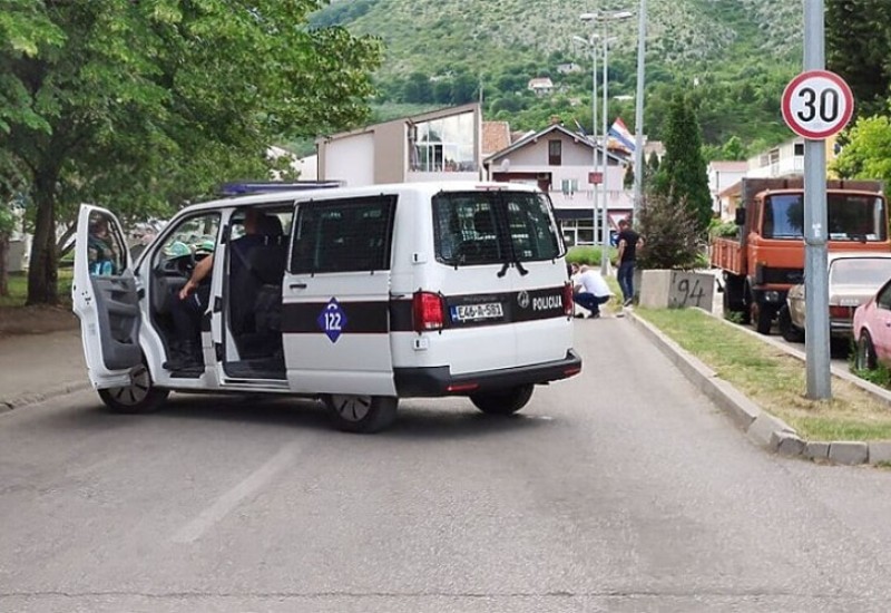 Potraga za naoružanim razbojnicima još traje