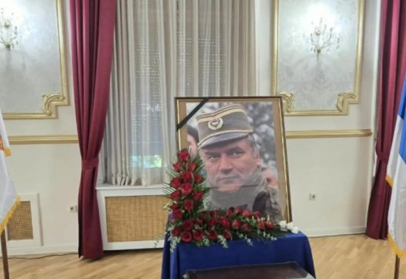 Sutra sahrana generala Mladića – porodica očekuje mir i dostojanstvo