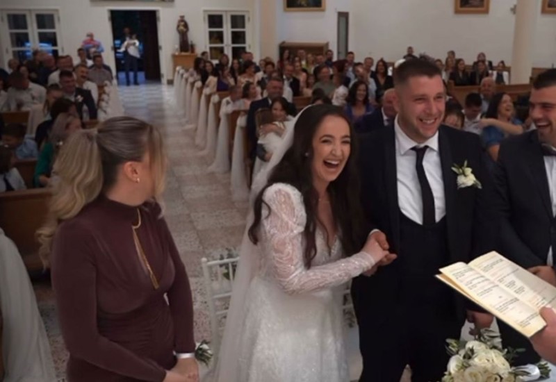Hit video sa vjenčanja u BiH: "Nemoj, tetka, nemoj, molim te!" (VIDEO)