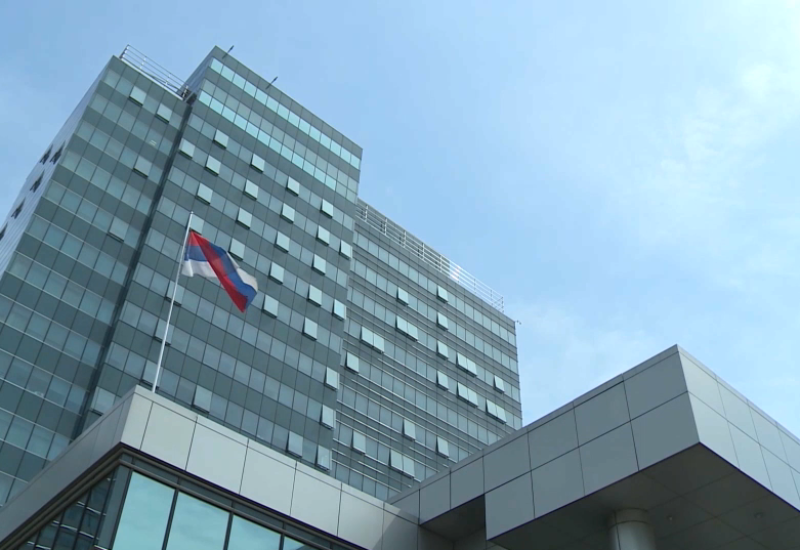 Niko ne prihvata nezakonito nametanje zakona OHR-a