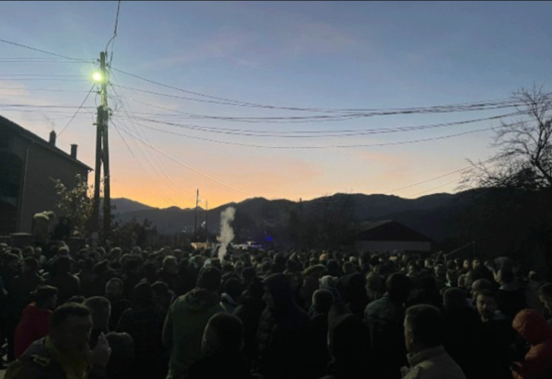 Uklonjene barikade u Štrpcu