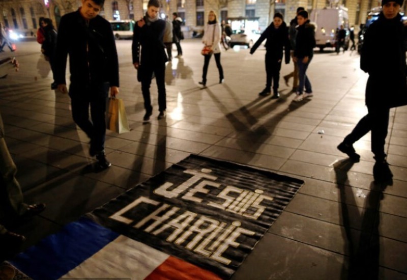Da li ruganje Bogu treba da bude zabranjeno: Deset godina od napada na „Šarli ebdo“
