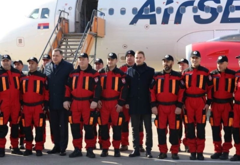 Dodik i Stanivuković ispratili spasioce: Otišli u Tursku da pomognu unesrećenom narodu