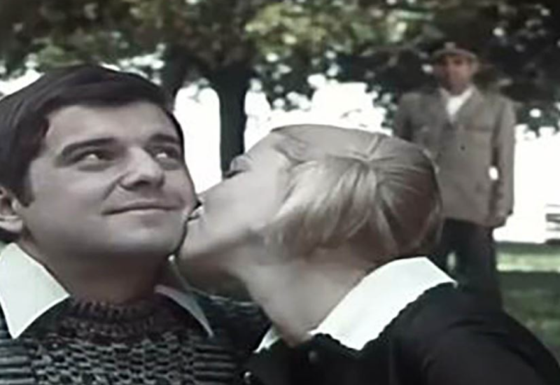 Preminula glumica iz kultne serije "Grlom u jagode"