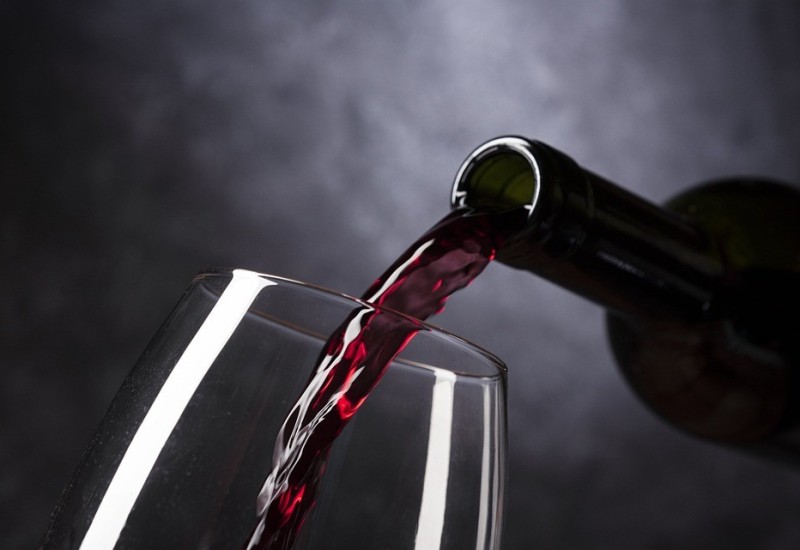 Misica i njen partner ukrali iz restorana vino vrijedno 1,7 miliona evra