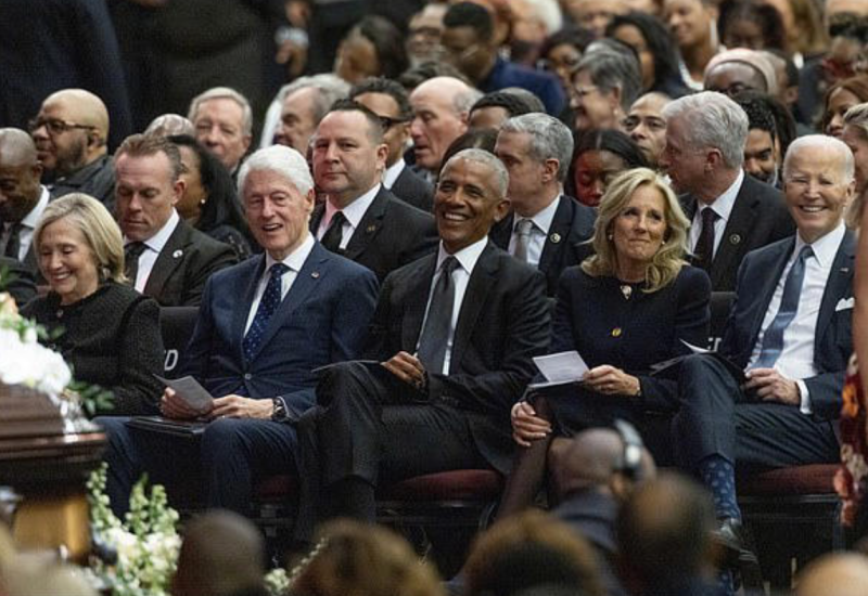 Barak Obama na sahrani Džesija Džeksona žestoko napao Trampa