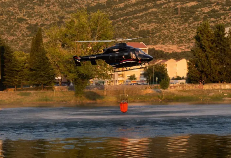 Trebinje: Požar stavljen pod kontrolu zahvaljujući vatrogascima