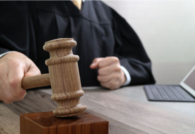 Doživotni zatvor muškacu za ubistvo žene i ranjavanje njenog momka