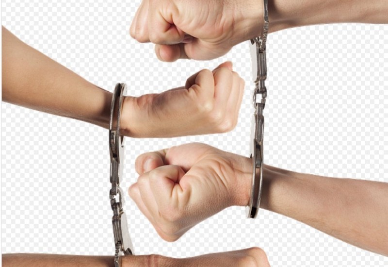 Uhapšeno 14 ljudi, među njima i lažna trudnica