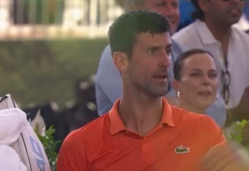 Burna reakcija Đokovića: Nakon izgubljenog seta izbacio brata sa meča VIDEO