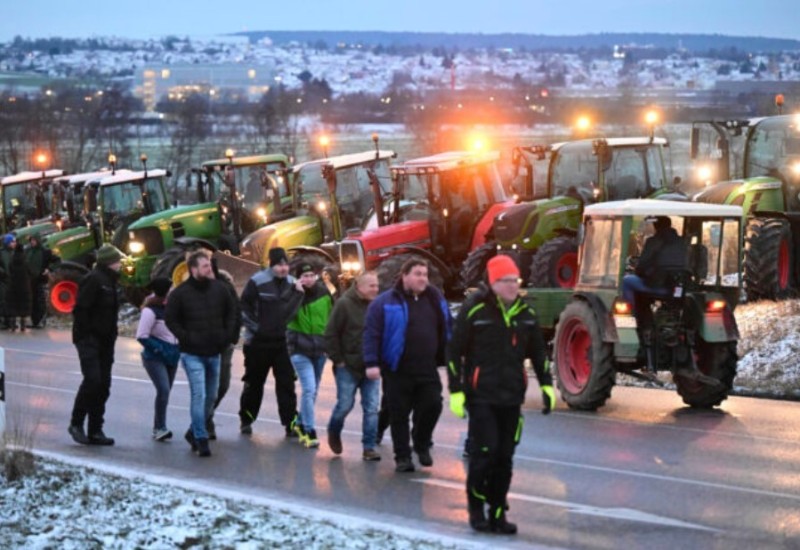 Njemačka “stoji”: Počeo veliki štrajk željeznice, poljoprivrednika i vozača kamiona