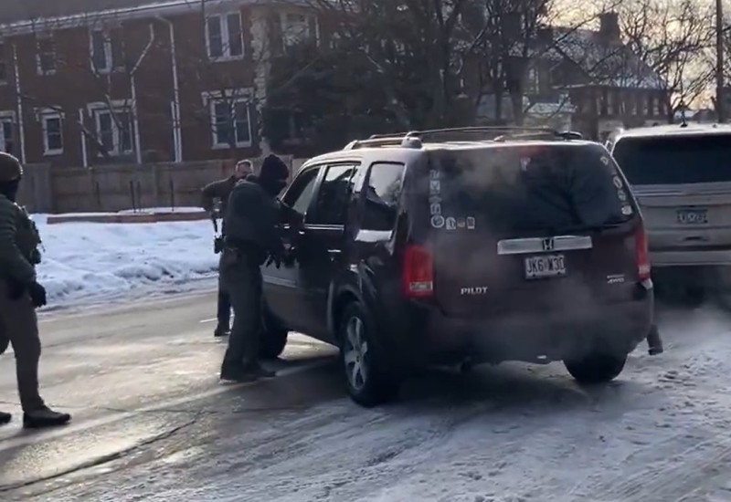 Haos u Mineapolisu: ICE agent ubio ženu kroz prozor automobila – Tramp, Noem i lokalne vlasti u otvorenom ratu