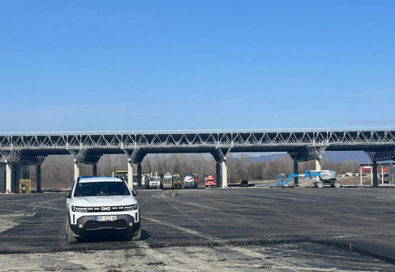 Prelaz uskoro završen, ali ništa od korištenja ni ceste ni prelaza
