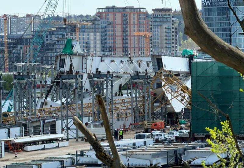 U Beogradu se obrušio kran težak 350 tona, poginula jedna osoba