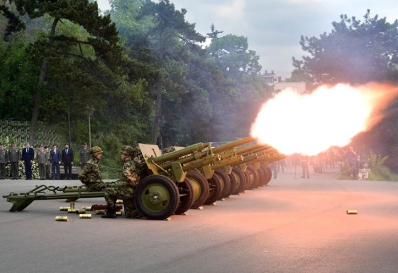 Počasna artiljerijska paljba povodom Dana pobjede