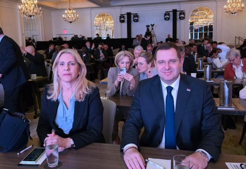 Cvijanović i Kovačević: SNSD u punom gasu, opozicija u rasulu