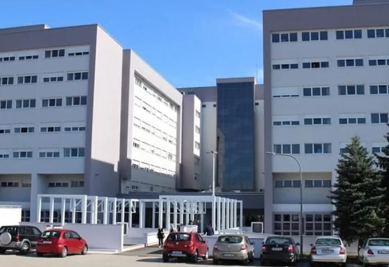 Teško povrijeđen motociklista, prebačen na UKC