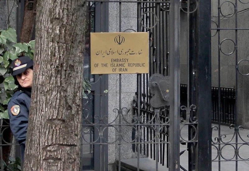 Iranske diplomate spaljuju dokumente u ambasadi