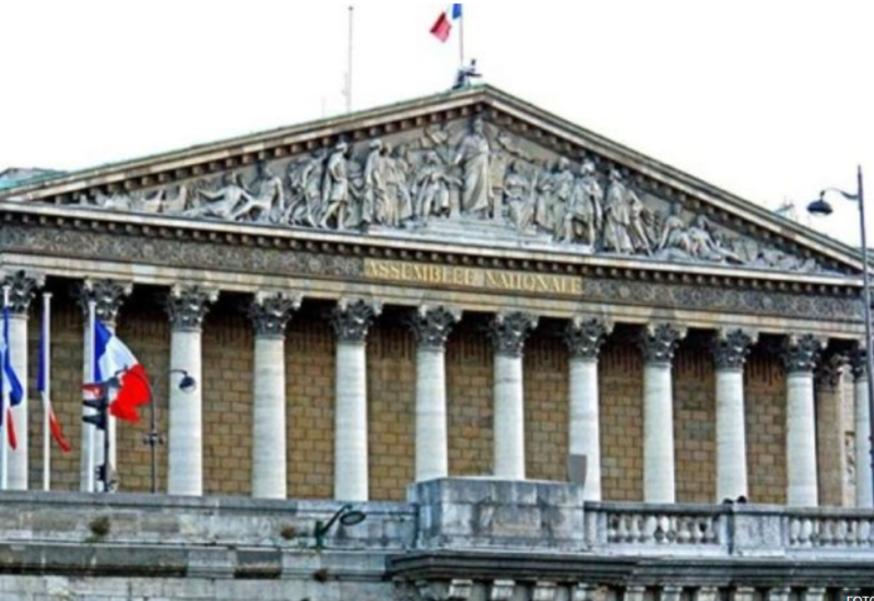 Francuska pred političkim preokretom: Pad aktuelne vlade neizbježan?