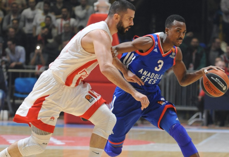 Zvezda poražena od Efesa