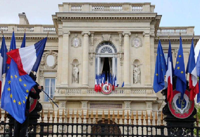 Francuska poziva svoje državljane da napuste Iran