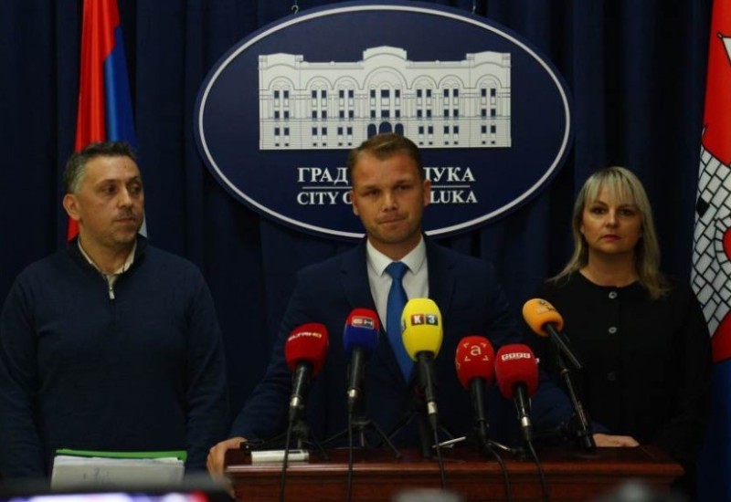 Stanivuković: Cijelo rukovodstvo RS stalo u jedan kružni tok
