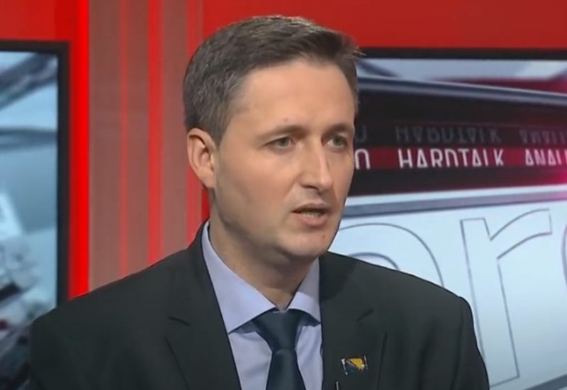 Bećirović zahvalio Makronu: Raduje me podrška Francuske evropskoj perspektivi BiH
