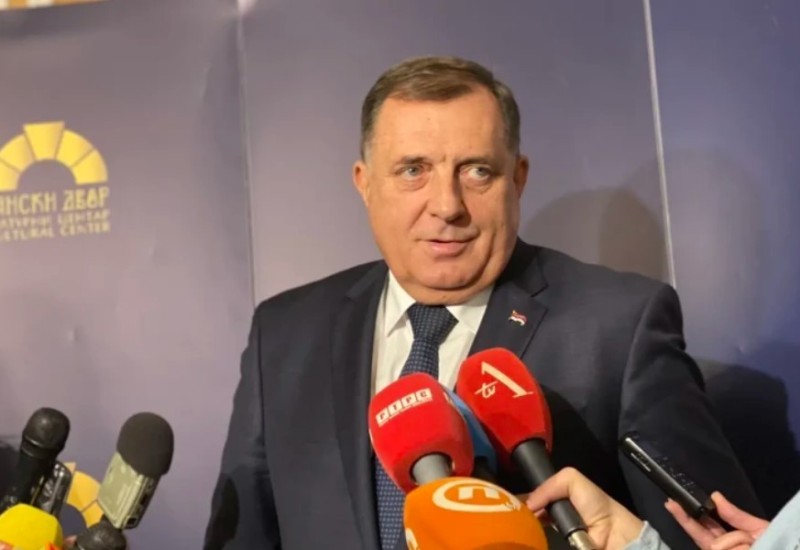 Dodik: BiH bi mogla u rekordnom roku dobiti Savjet ministara