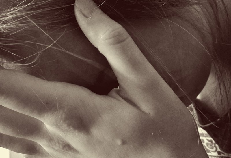 Petorka optužena za silovanje maloljetne djevojčice u Prištini