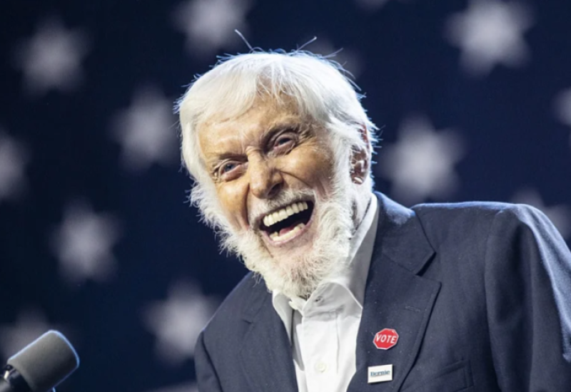 Dick Van Dyke (99) vjeruje da je izbacivanje dvije navike bilo presudno za njegovu dugovječnost