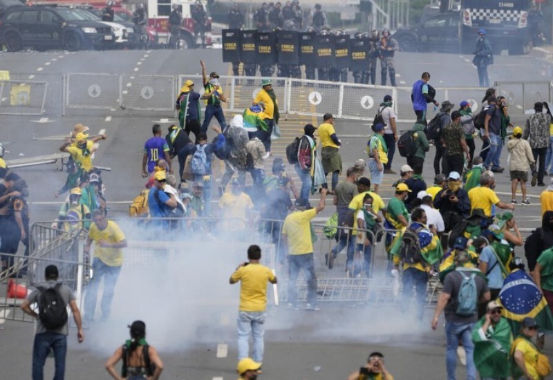 Više od 400 uhapšenih u Brazilu, suspendovan guverner