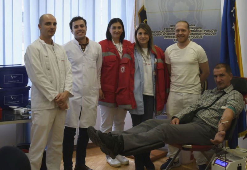 Policajci položili ispit humanosti