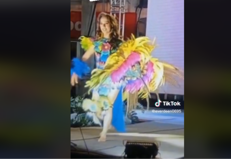 Manekenku udarila struja dok je držala govor na izboru za Mis