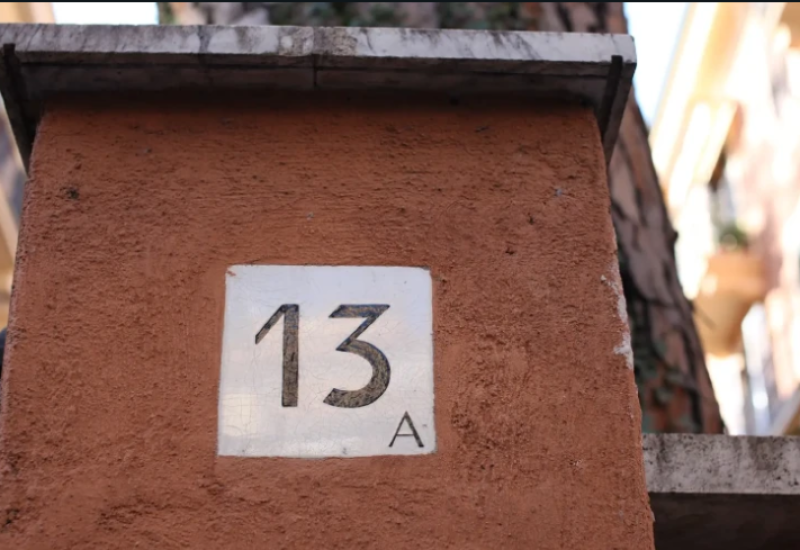 Ulice bez broja: Nema logike da ljudi u 21. vijeku i dalje žive na `bb` adresama