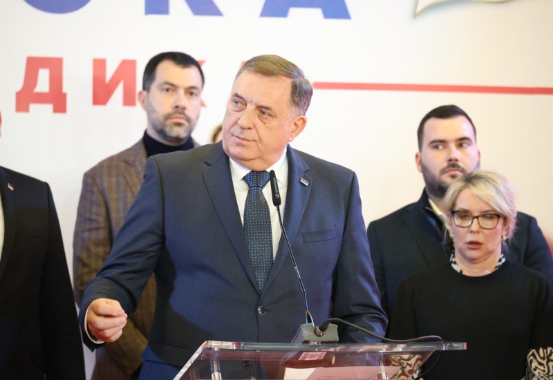 Dodik: Na dnevnom redu suverenističke odluke