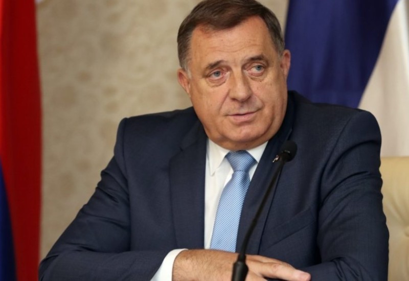 LJETO, ŠLJIVOVICA, PILETINA, TIKTOK: Dodik odgovarao na pitanja iz privatnog života i politike (VIDEO)