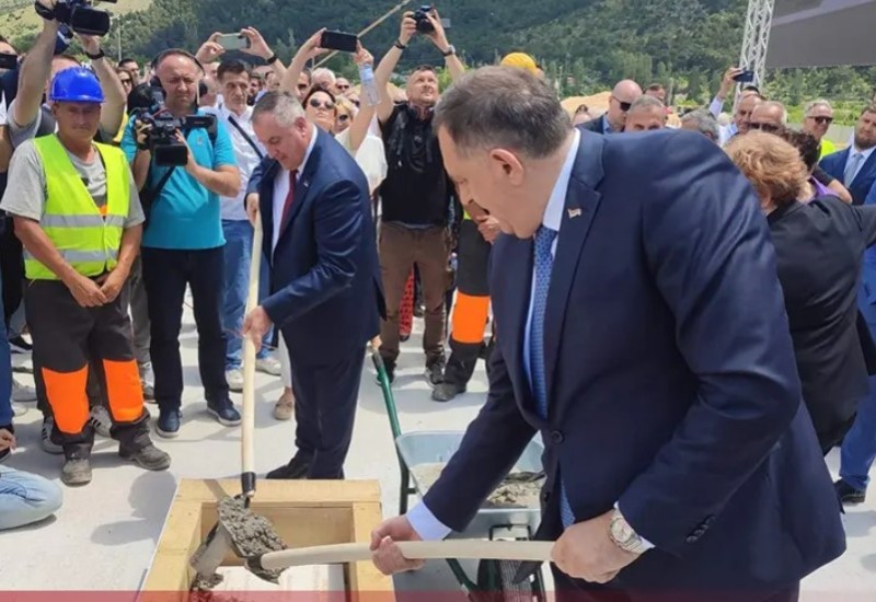 Položen kamen temeljac! Dodik: Nova bolnica u Trebinju za 30 mjeseci