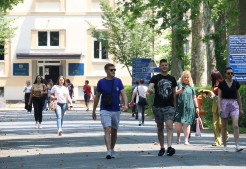 Profesori zabrinuti odlaskom mladih na studije u inostranstvo